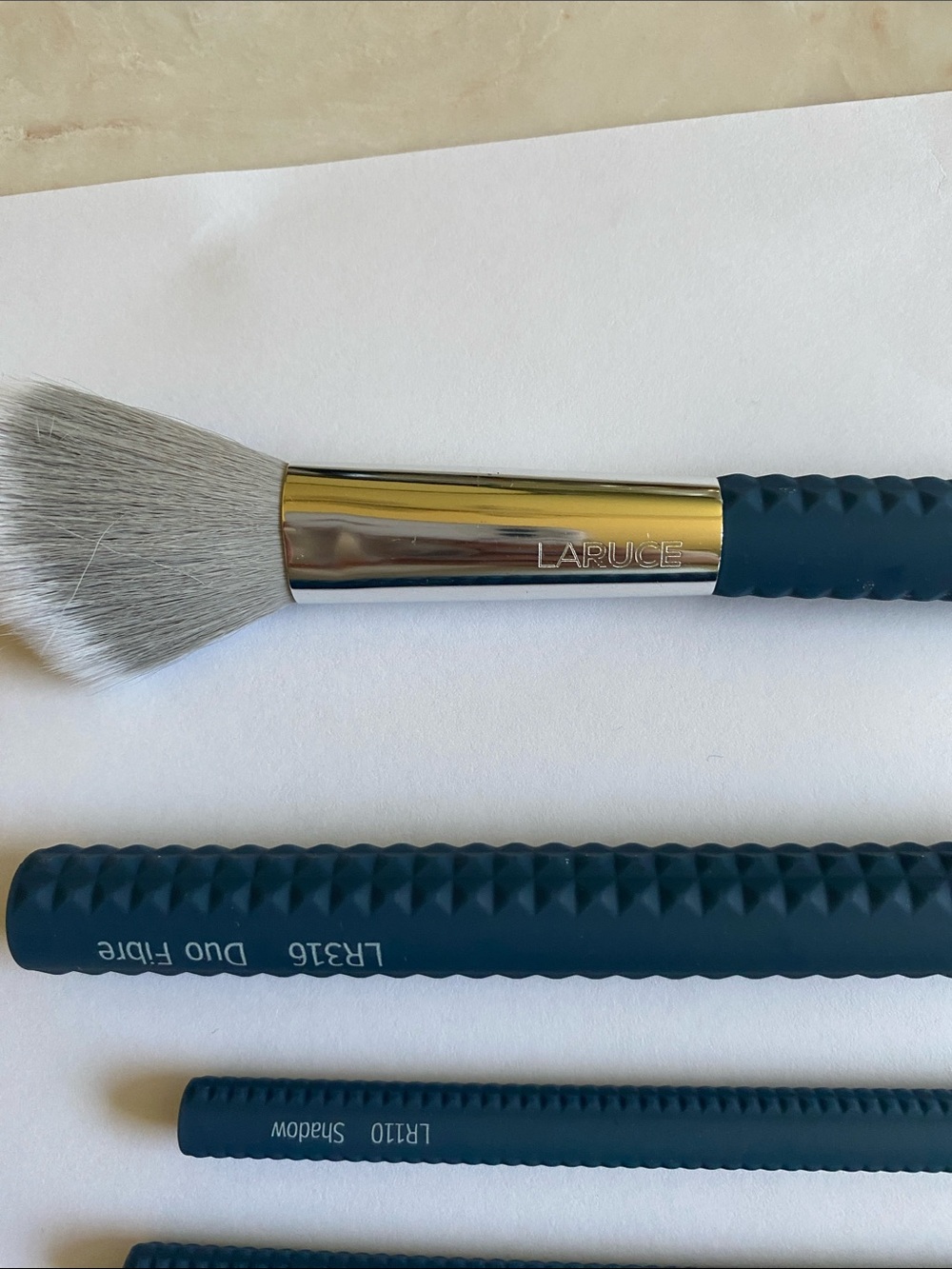 Laruce Premium Navy Blue Face & Eye Makeup Brush Set by laruce new without tags - Picture 3 of 13
